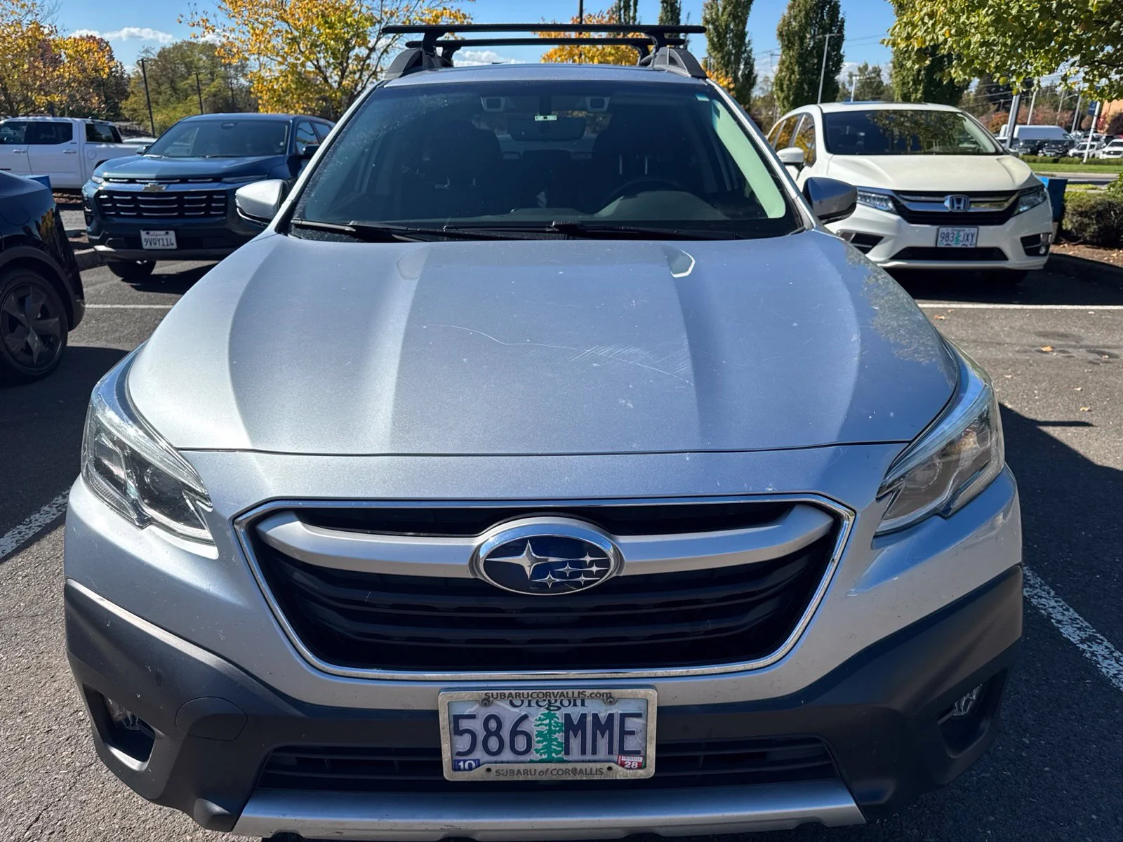 Used 2020 Ice Silver Metallic Subaru Limited image 2