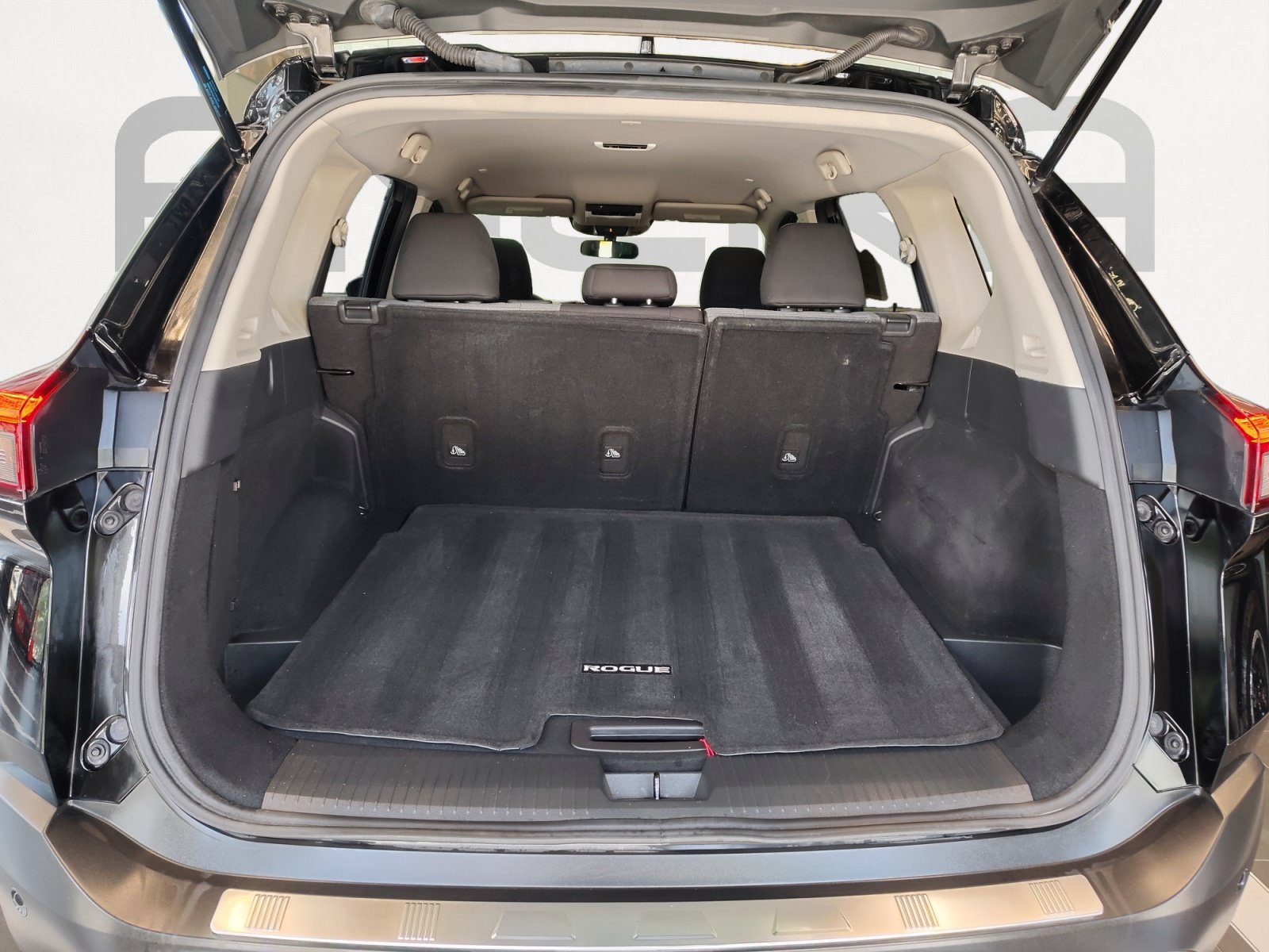 Used 2023 Super Black Nissan SV image 13
