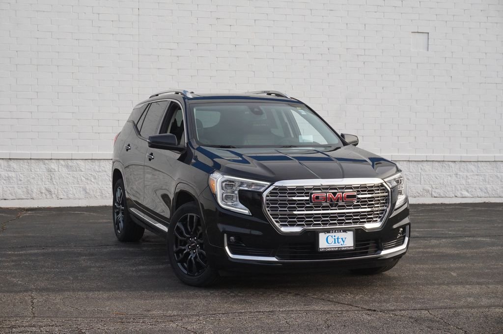 2024 GMC Terrain Denali AWD's photo