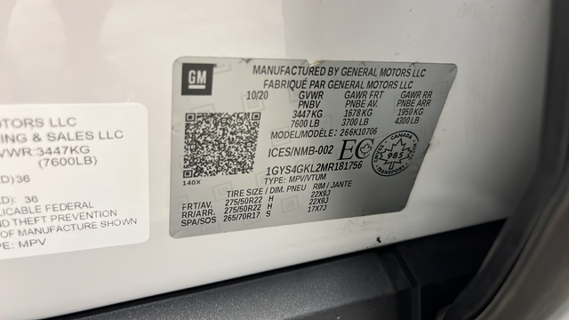 Used 2021 Crystal White Tricoat Cadillac Sport Platinum image 28