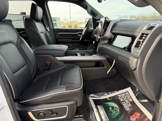 2026 RAM 1500 Laramie - Photo 9