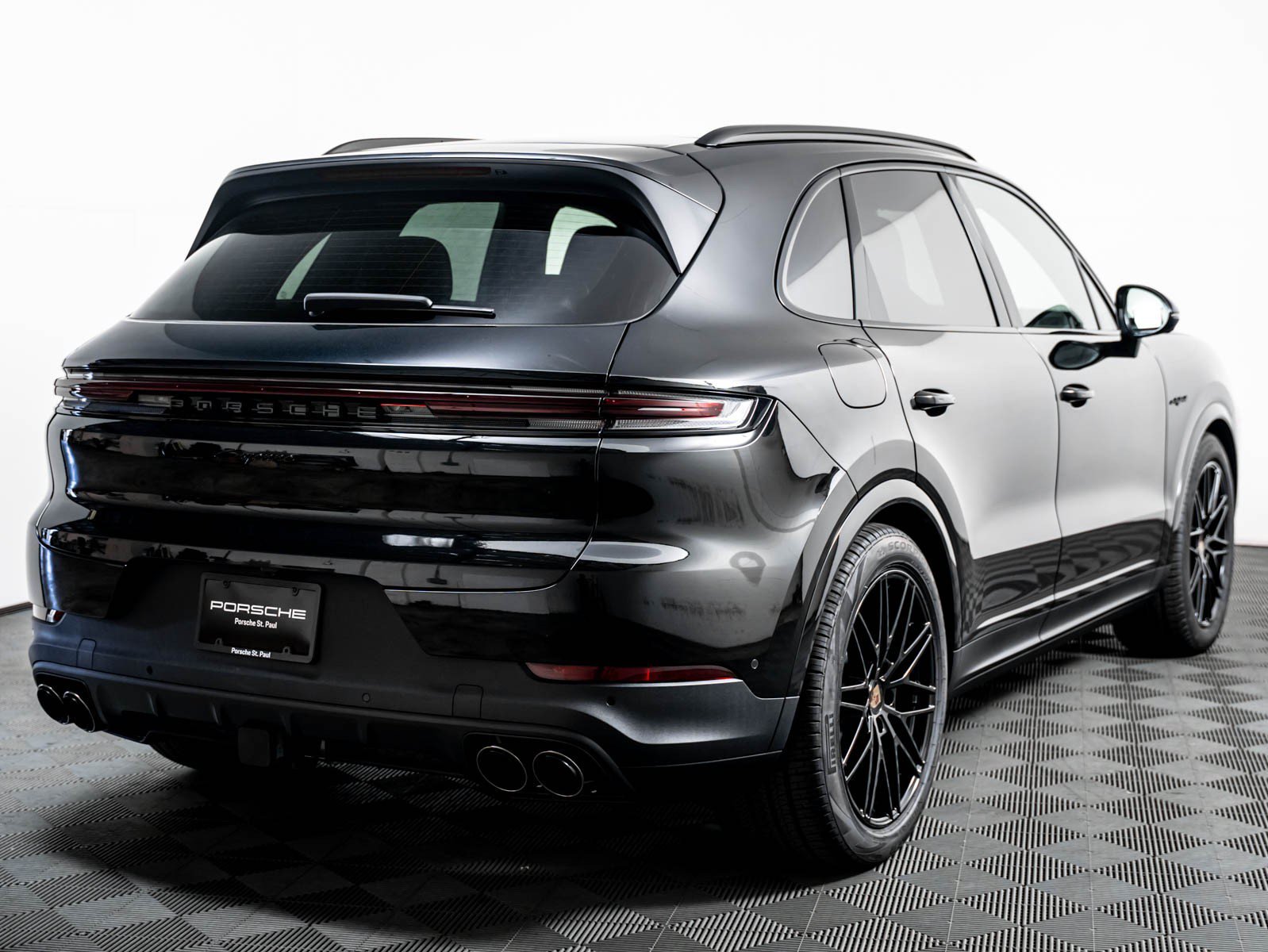 New 2026 CHROMITE BLACK Porsche E-Hybrid image 10