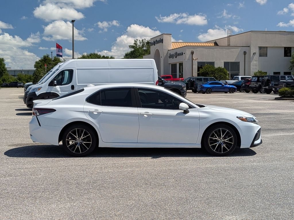 Used 2022 White Toyota SE image 6