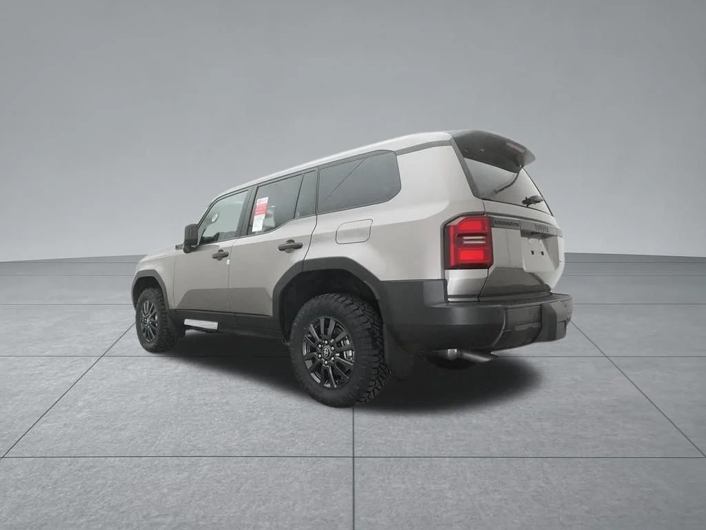 Used 2025  Toyota 1958 image 25
