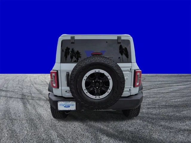 New 2026 Avalanche Gray Ford Outer Banks® image 5