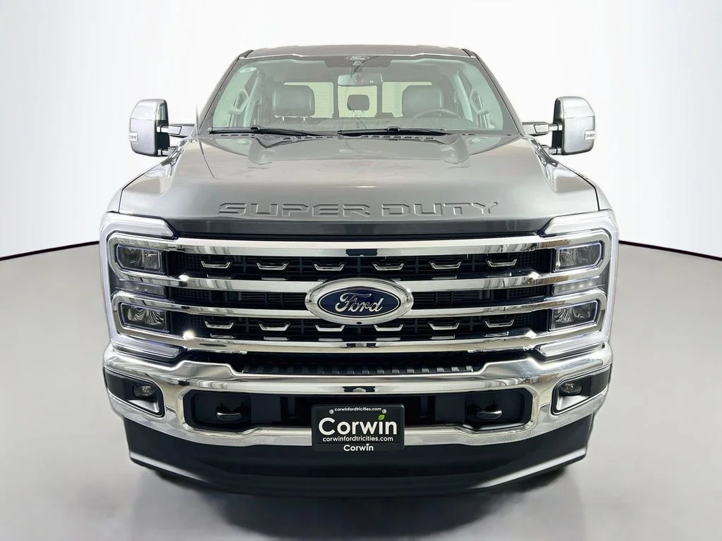 New 2026 Carbonized Gray Metallic Ford Lariat image 4