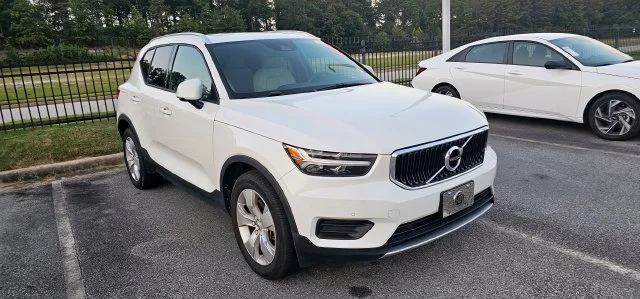 2020 Volvo XC40