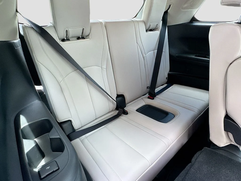 Certified Used 2026 White INFINITI LUXE image 29