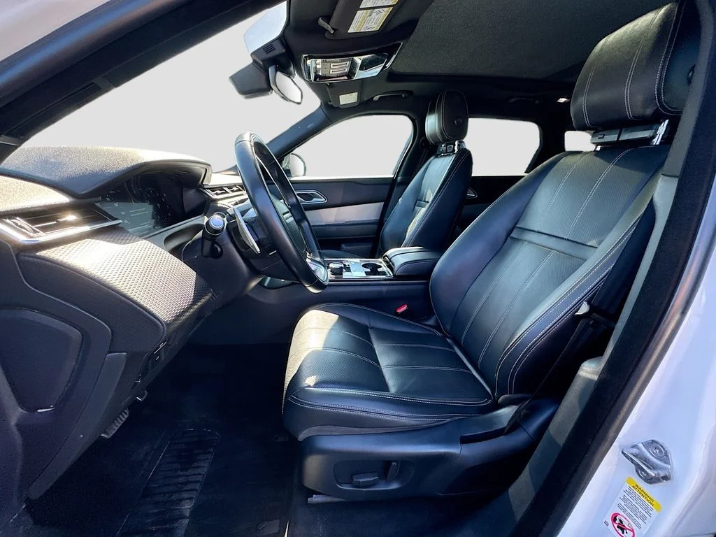 Used 2019  Land Rover SE R-Dynamic image 23