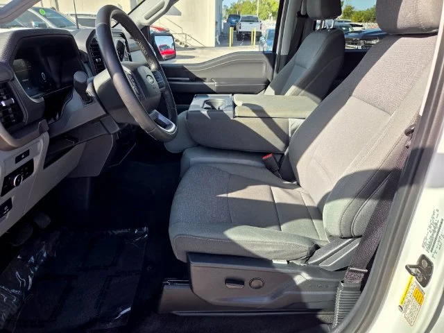 Used 2025 White Ford XLT image 4