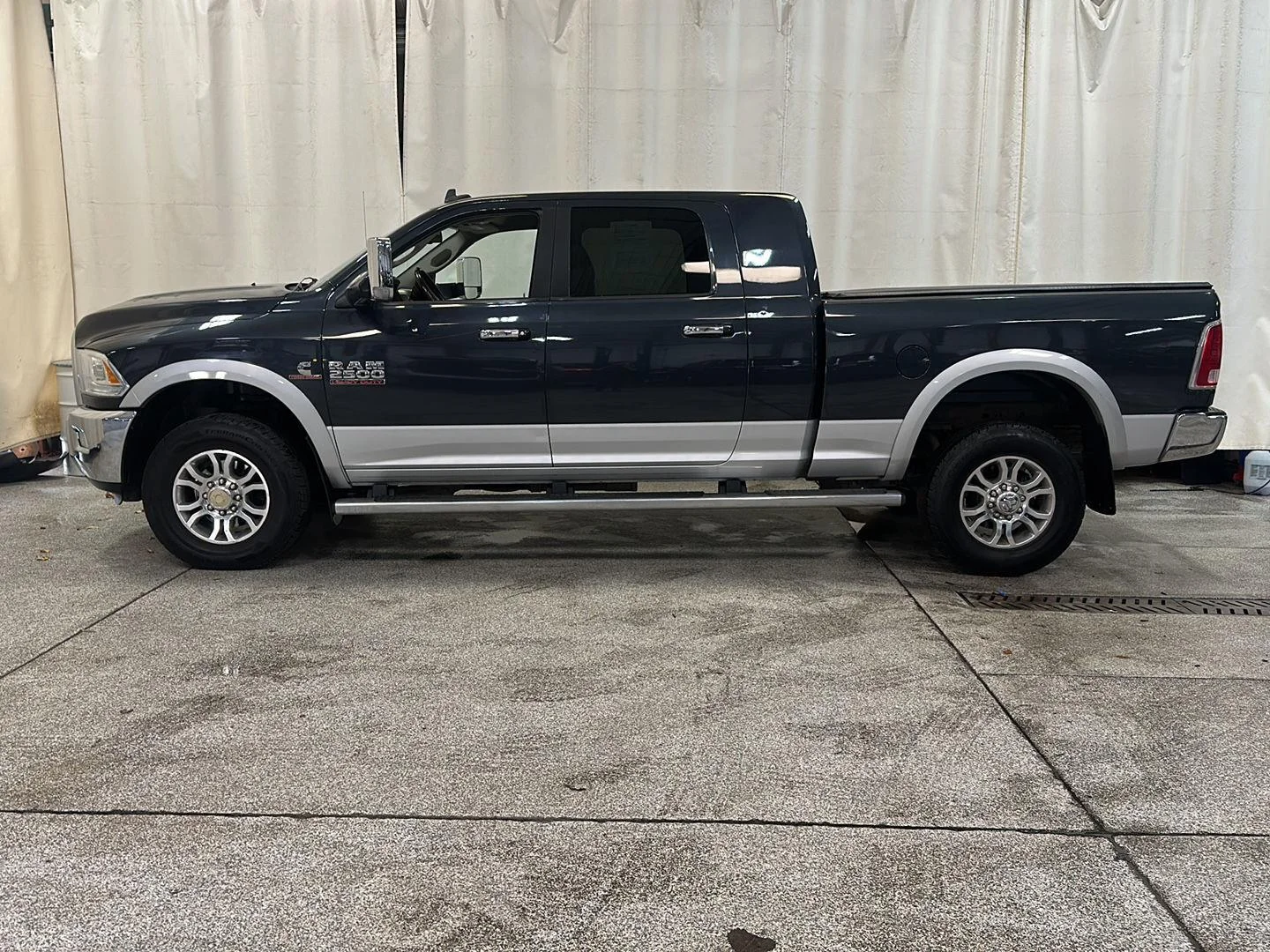 Used 2014 RAM Ram 2500 Pickup Laramie with VIN 3C6UR5NLXEG204497 for sale in Waconia, Minnesota