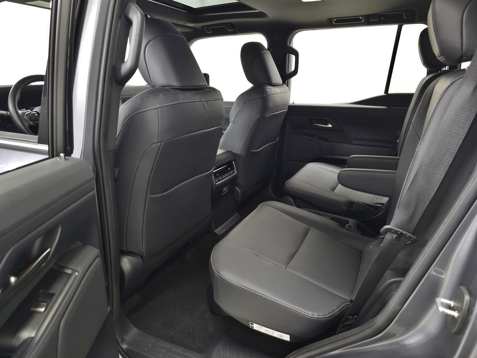 Certified Used 2024 Nebula Lexus PREMIUM+ image 35