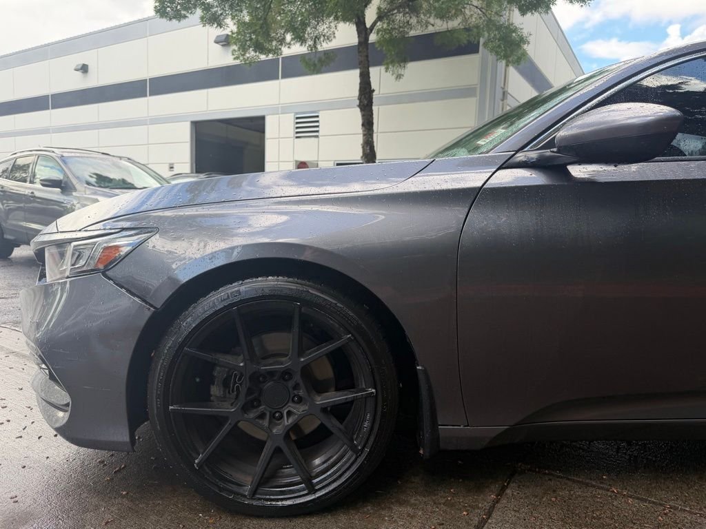 Used 2018  Honda Sport image 7