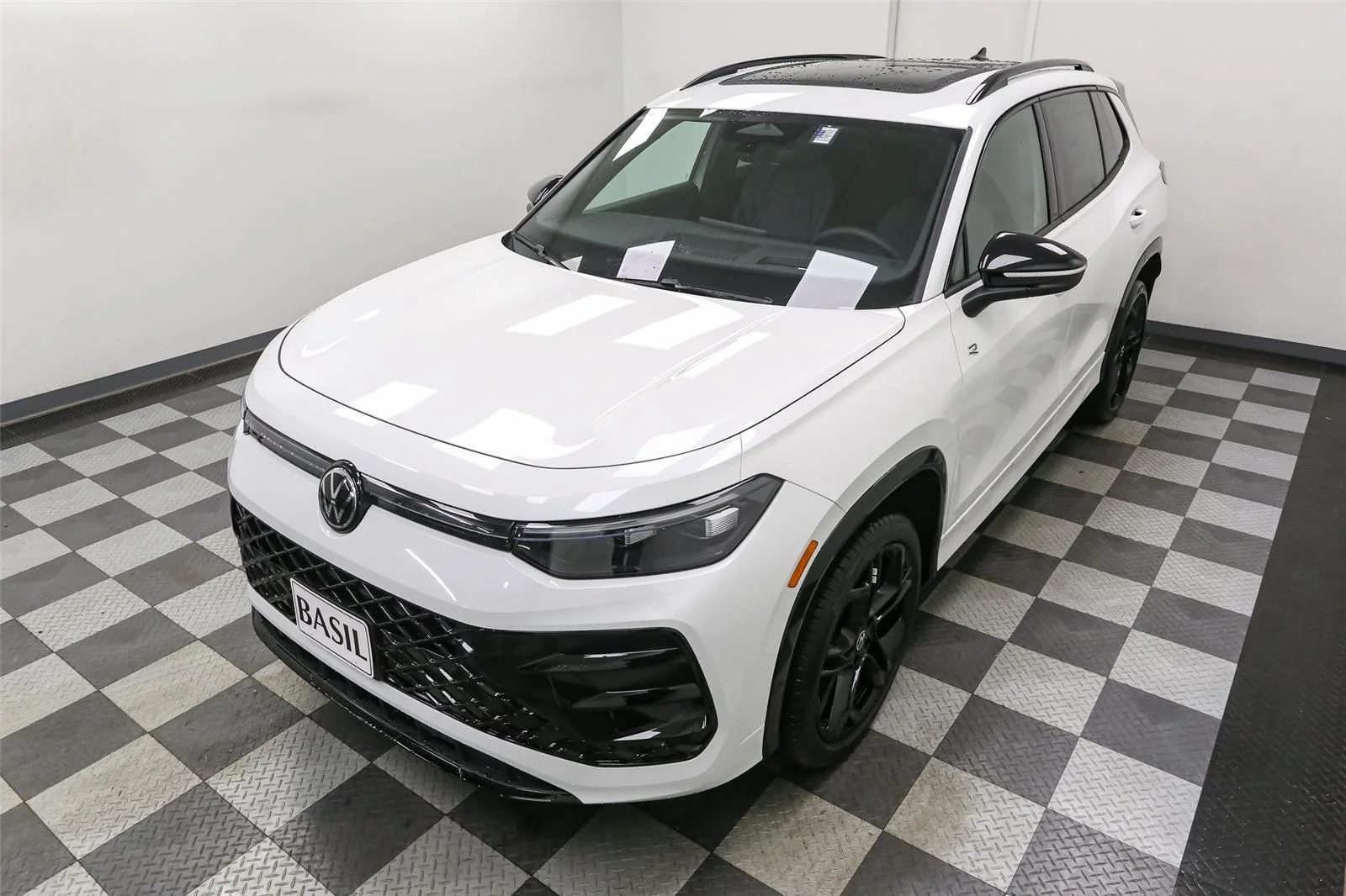 New 2026 Opal White Pearl Volkswagen SE R-Line Black image 6