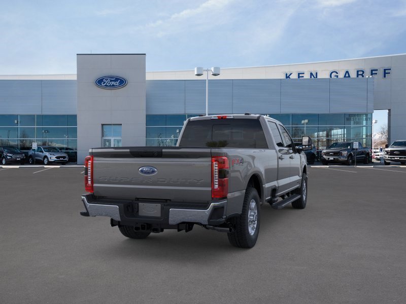 New 2026 Carbonized Gray Metallic Ford XLT image 9