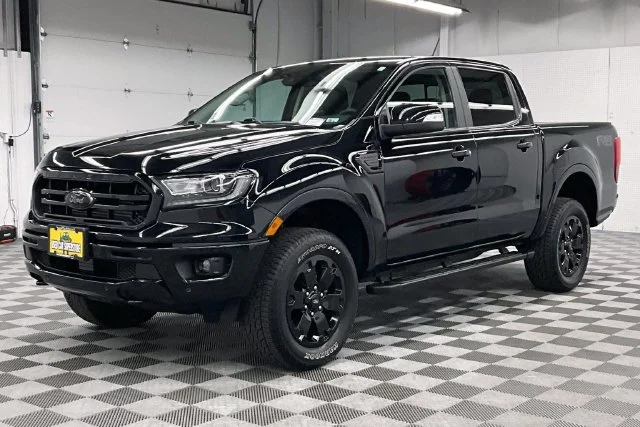 Used 2021 Shadow Black Metallic Ford Lariat image 13