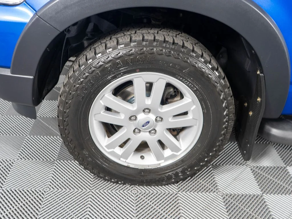 Used 2010 Blue Ford XLT image 22