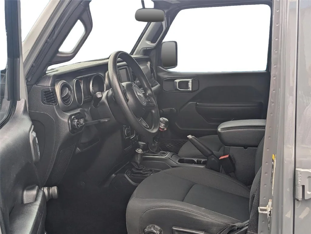 Used 2021 Sting-gray Clea Jeep Sport image 14