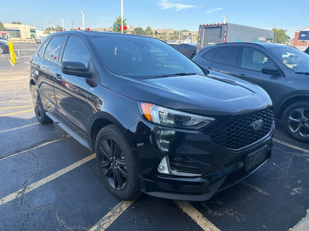 Used 2021 Black Ford ST Line image 3