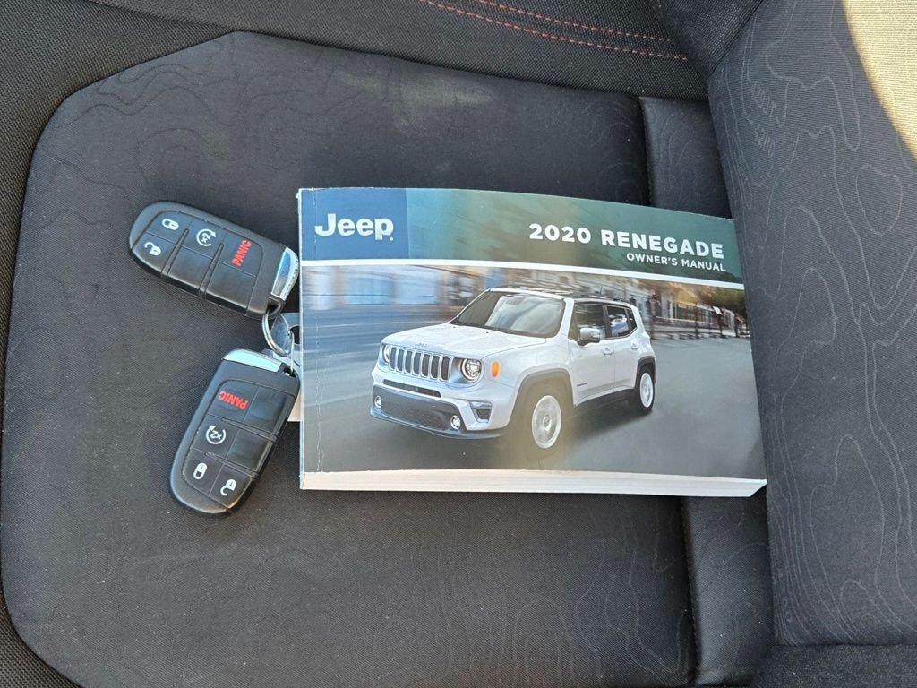 Used 2020 Blue Jeep Trailhawk image 12