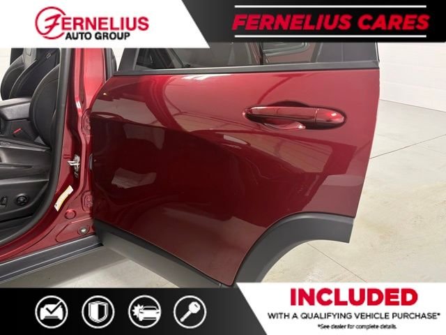 Used 2021 Red Jeep Latitude Lux image 14