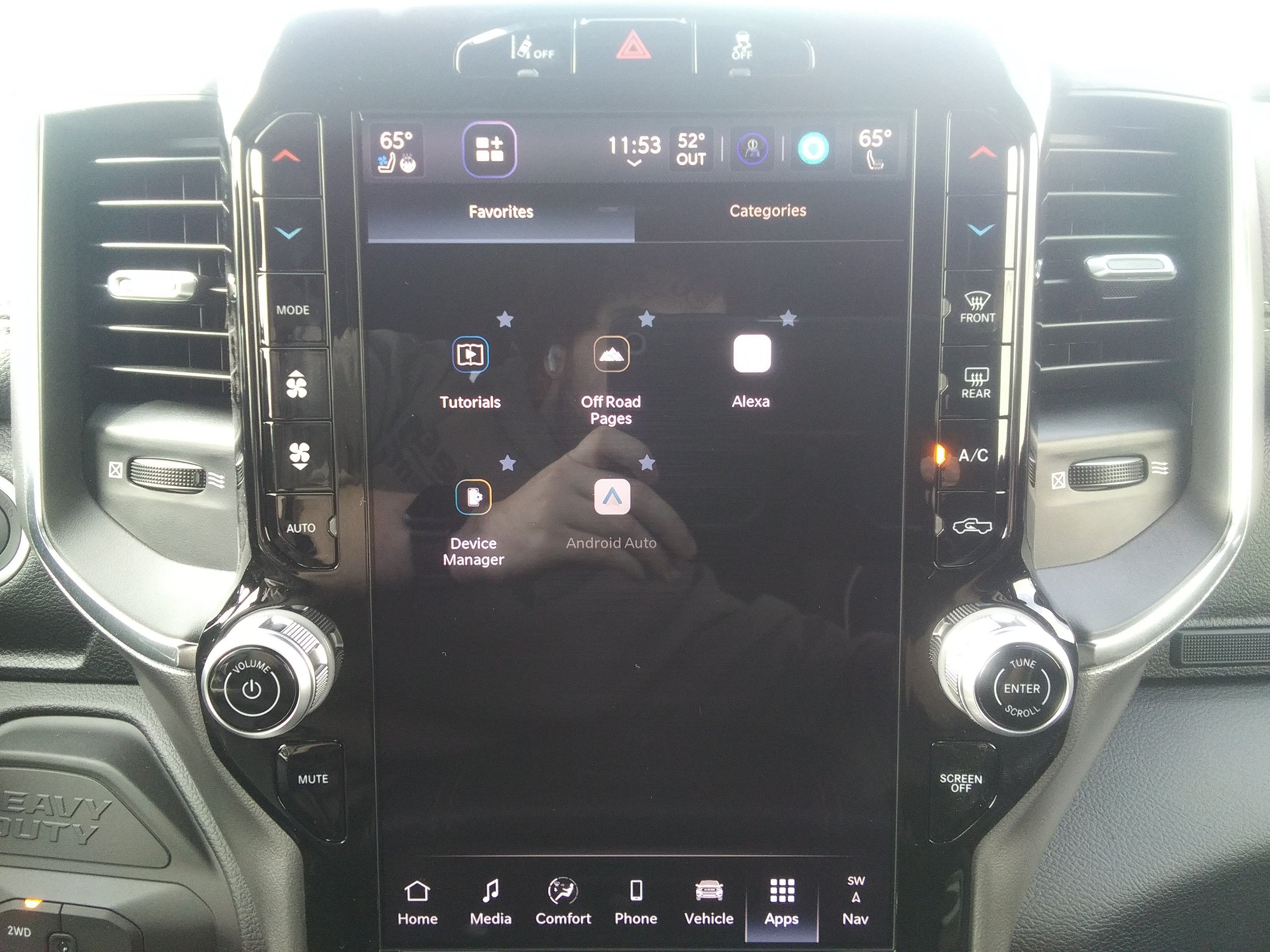 New 2026 Bright White Clear-Coat Exterior Paint RAM Laramie image 25