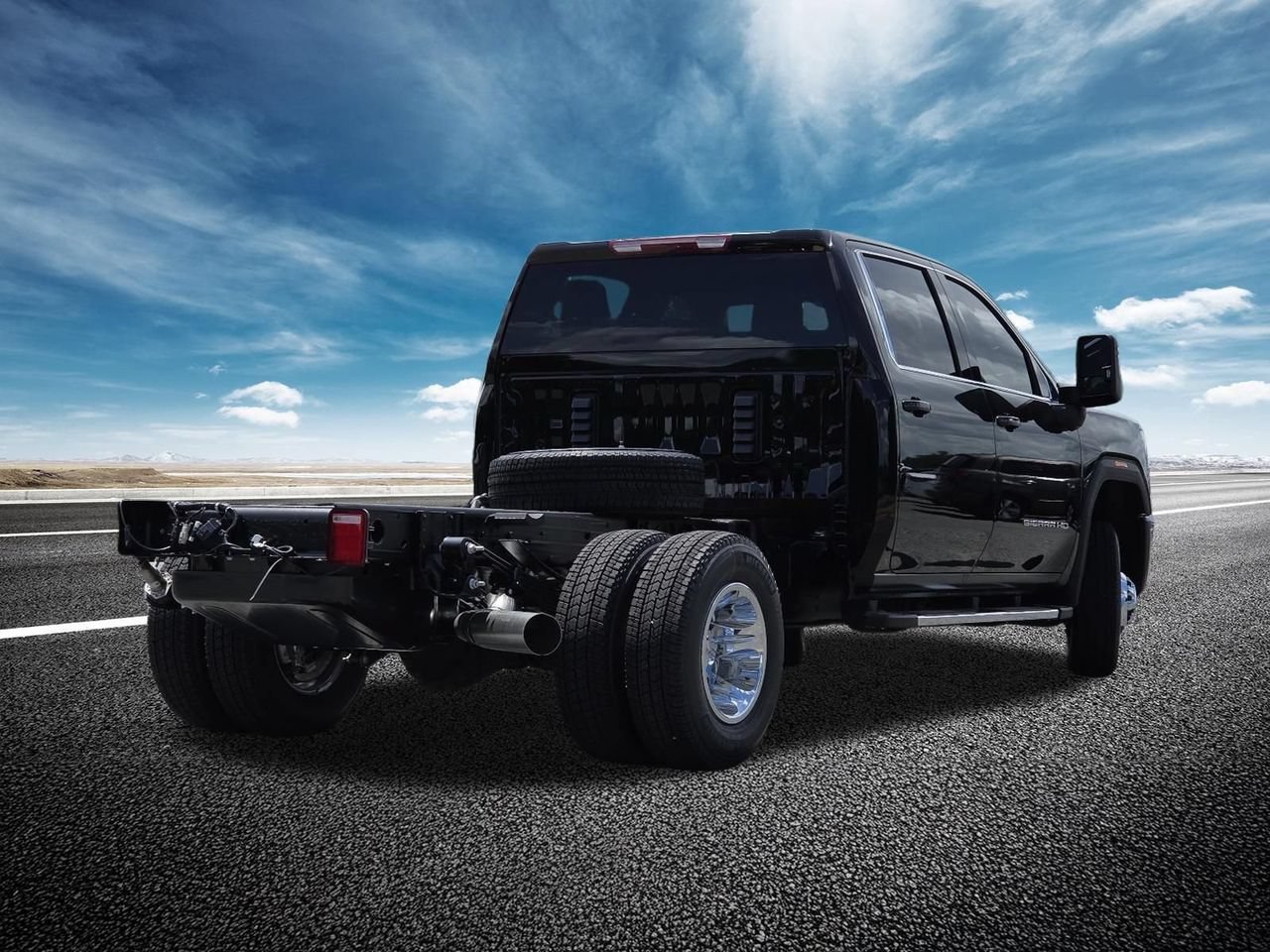 New 2026 Onyx Black GMC SLE image 15