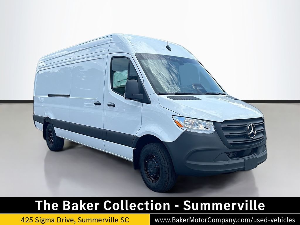 New 2026 Arctic White Mercedes-Benz Cargo 170 WB image 1