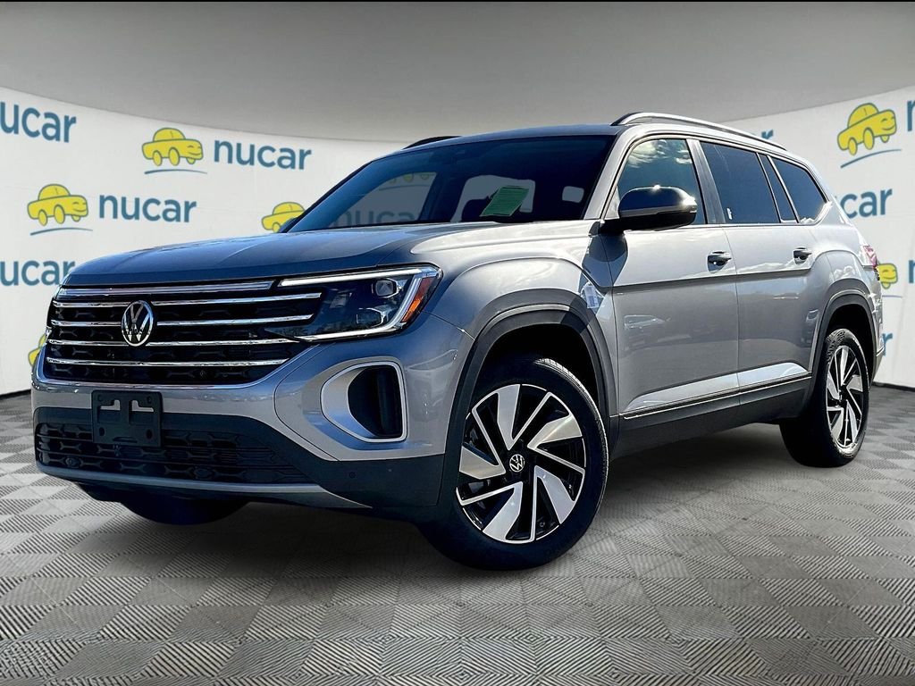 New 2026 Silver Volkswagen 2.0T SE w/Technology image 4