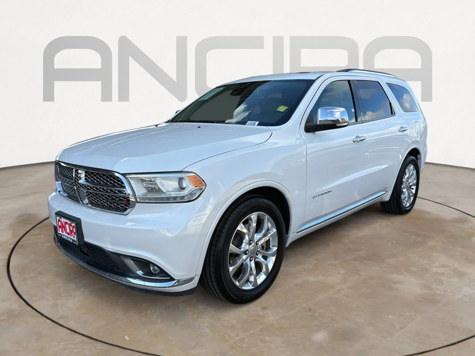 Used 2016 Ivory 3-Coat Dodge Citadel image 7