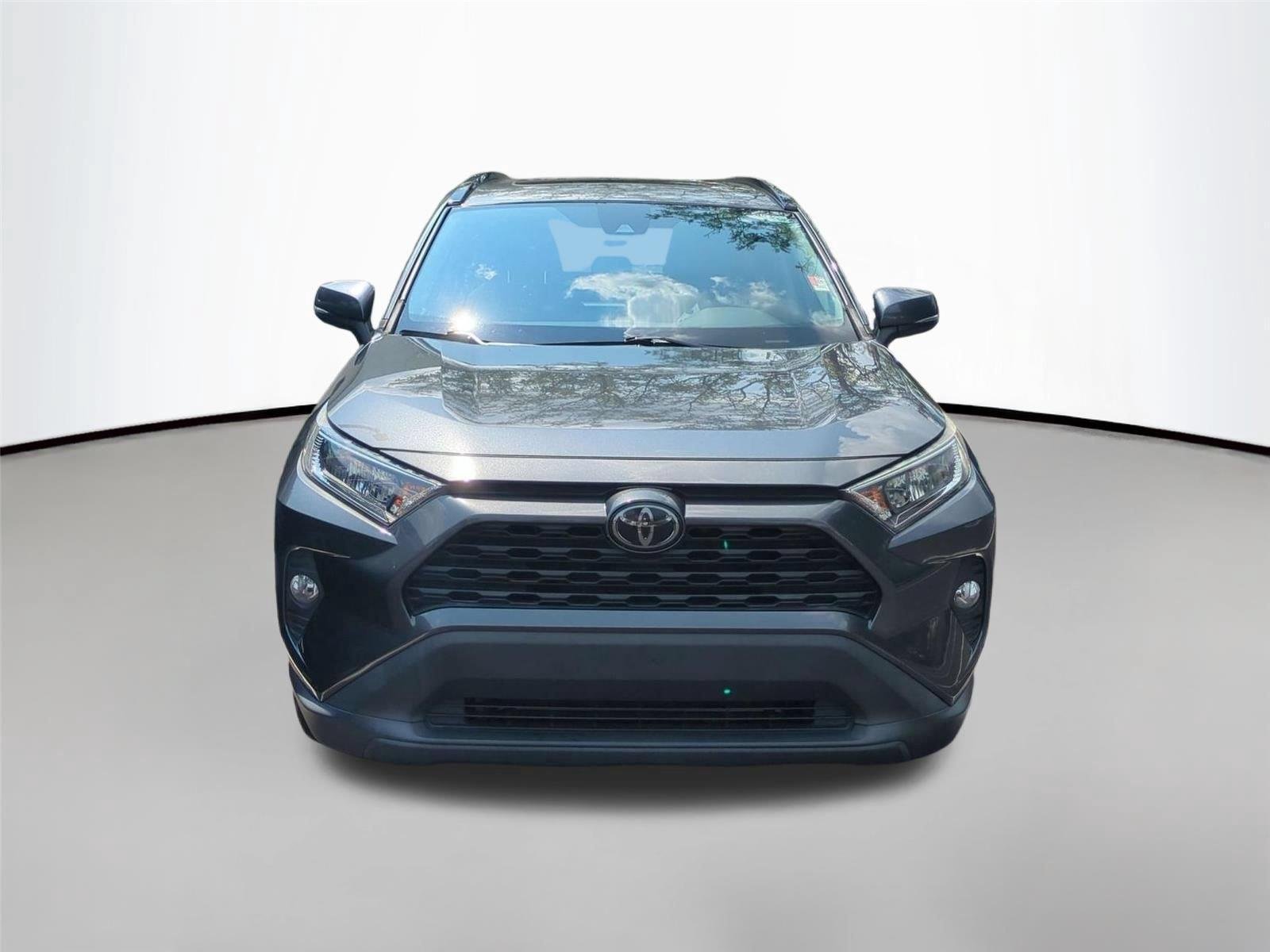 Used 2020 Magnetic Gray Metallic Toyota XLE image 2