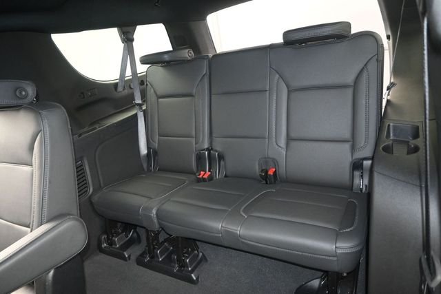 2025 GMC Yukon XL Denali - Photo 14