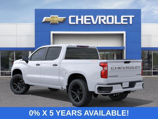 New 2026 Summit White Chevrolet Custom image 3