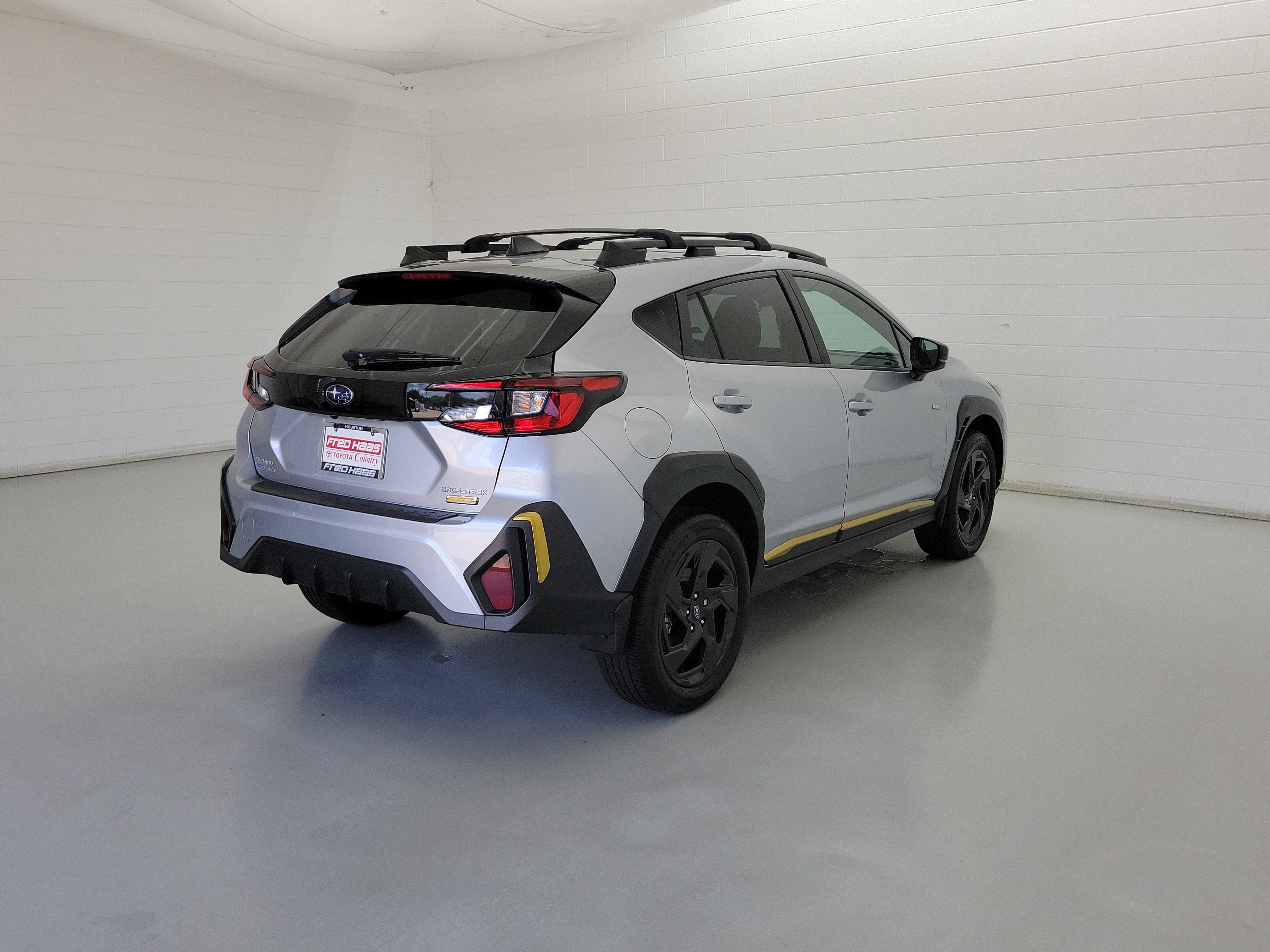 Used 2025 Ice Silver Metallic Subaru Sport image 5