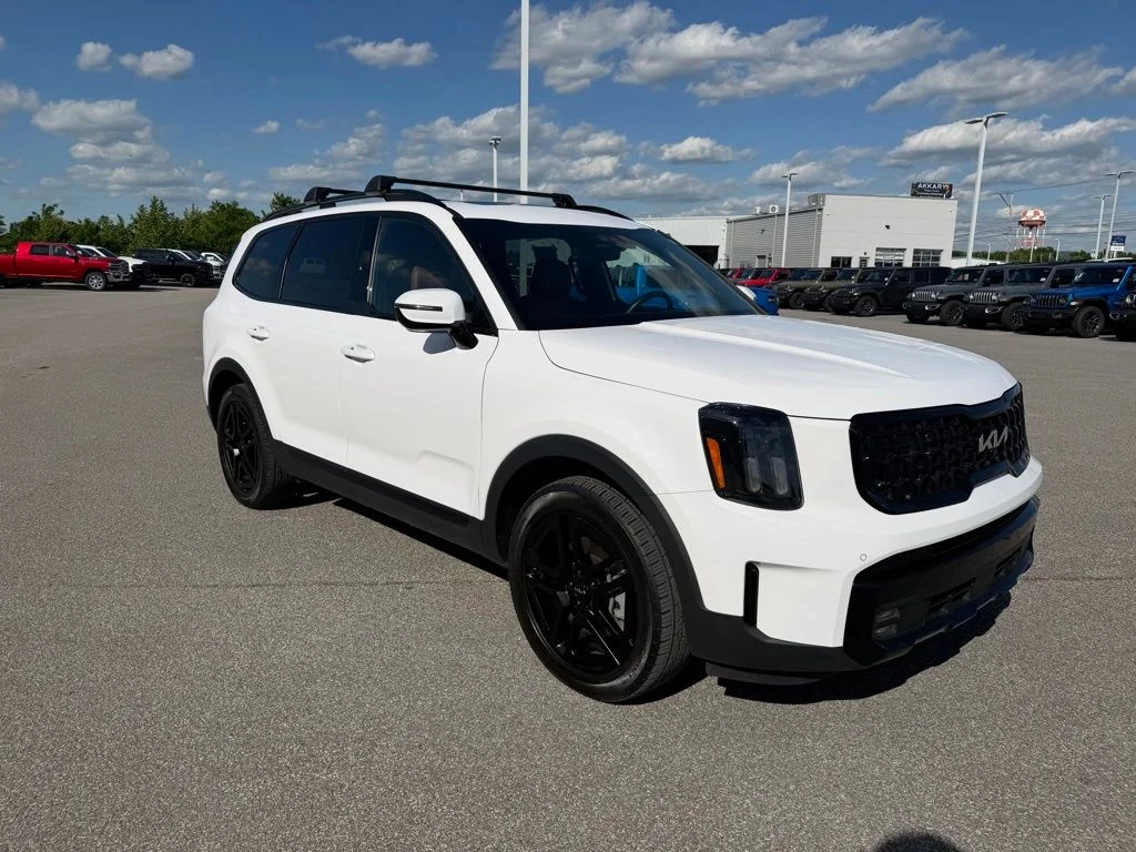 Certified Used 2024 White Kia SX-Prestige X-Line image 7