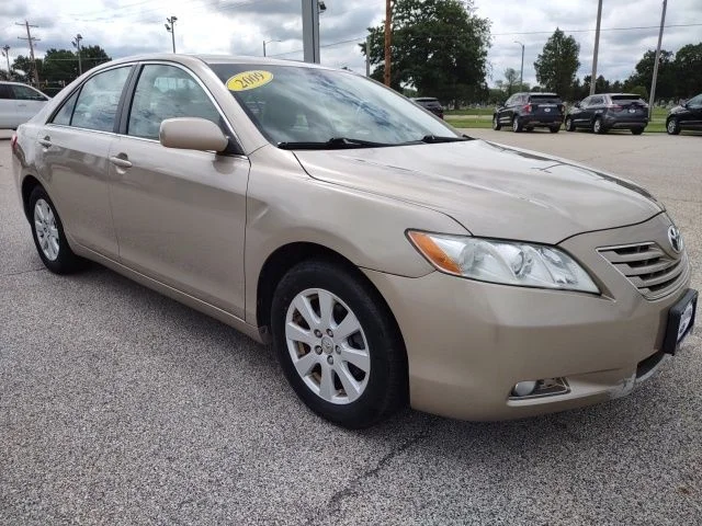 Used 2009  Toyota  image 7