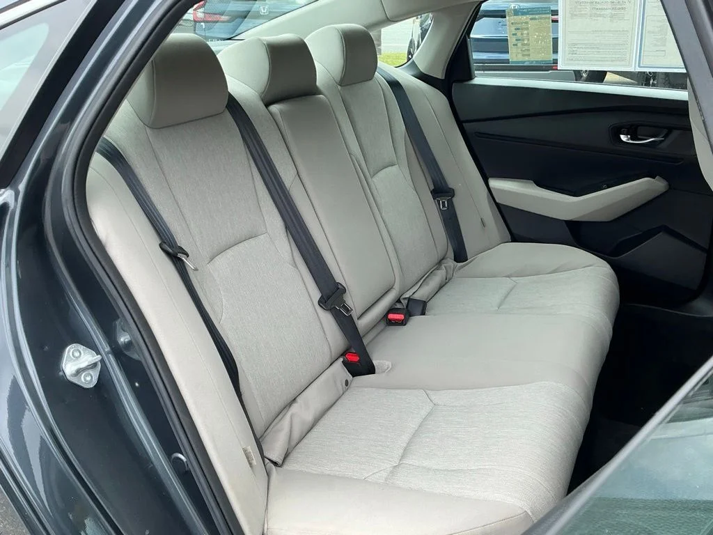 Used 2023  Honda LX image 22