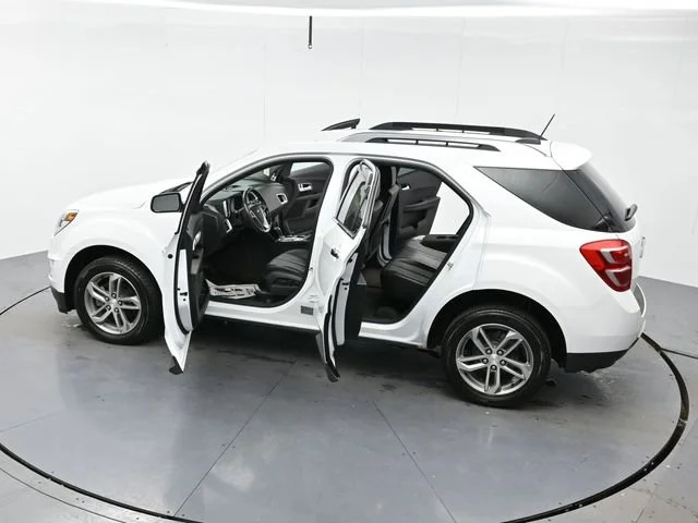 Used 2016 SUMMIT WHITE Chevrolet LTZ image 39