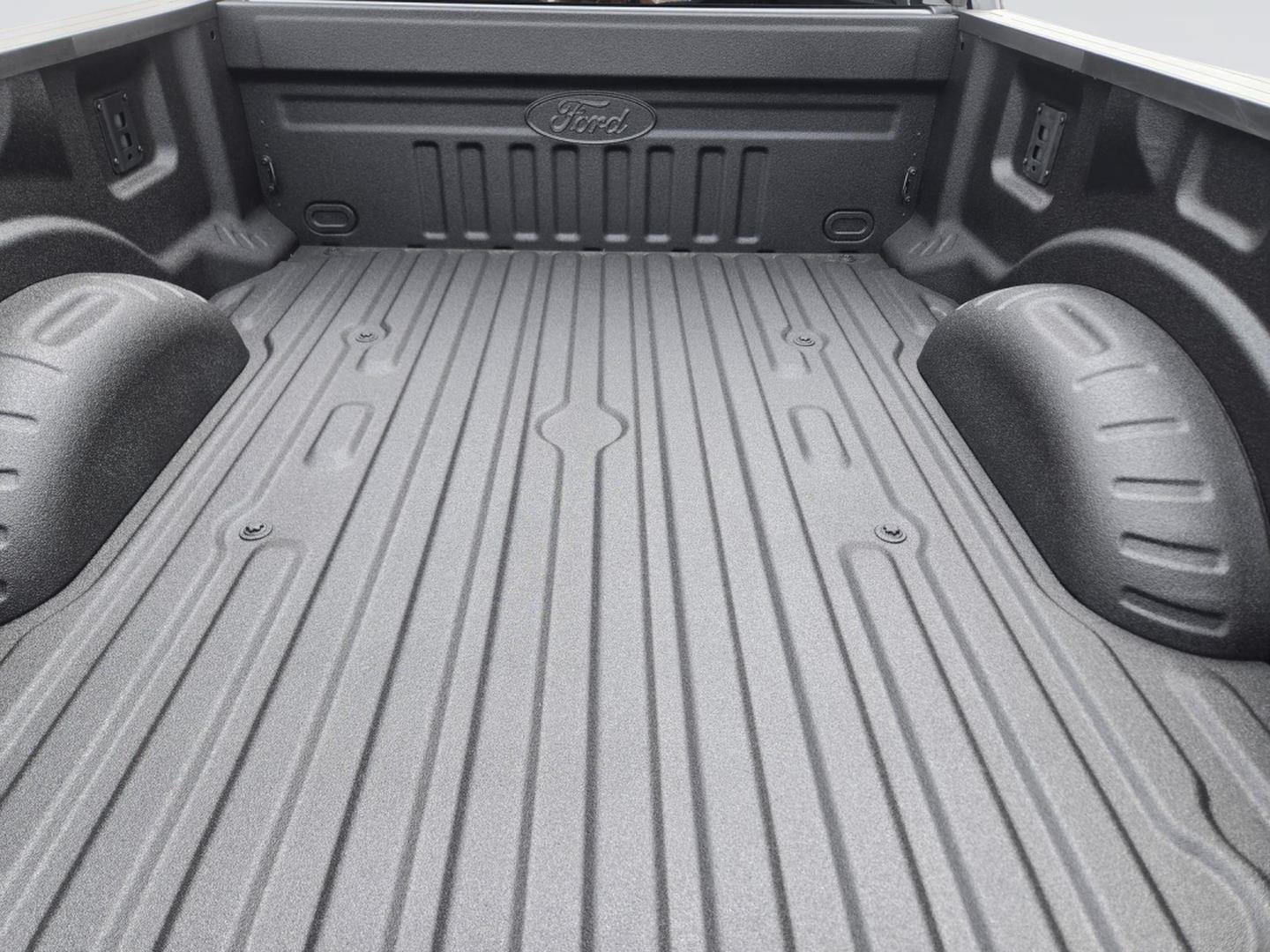 New 2026 Carbonized Gray Metallic FORD F-250® Lariat® image 20