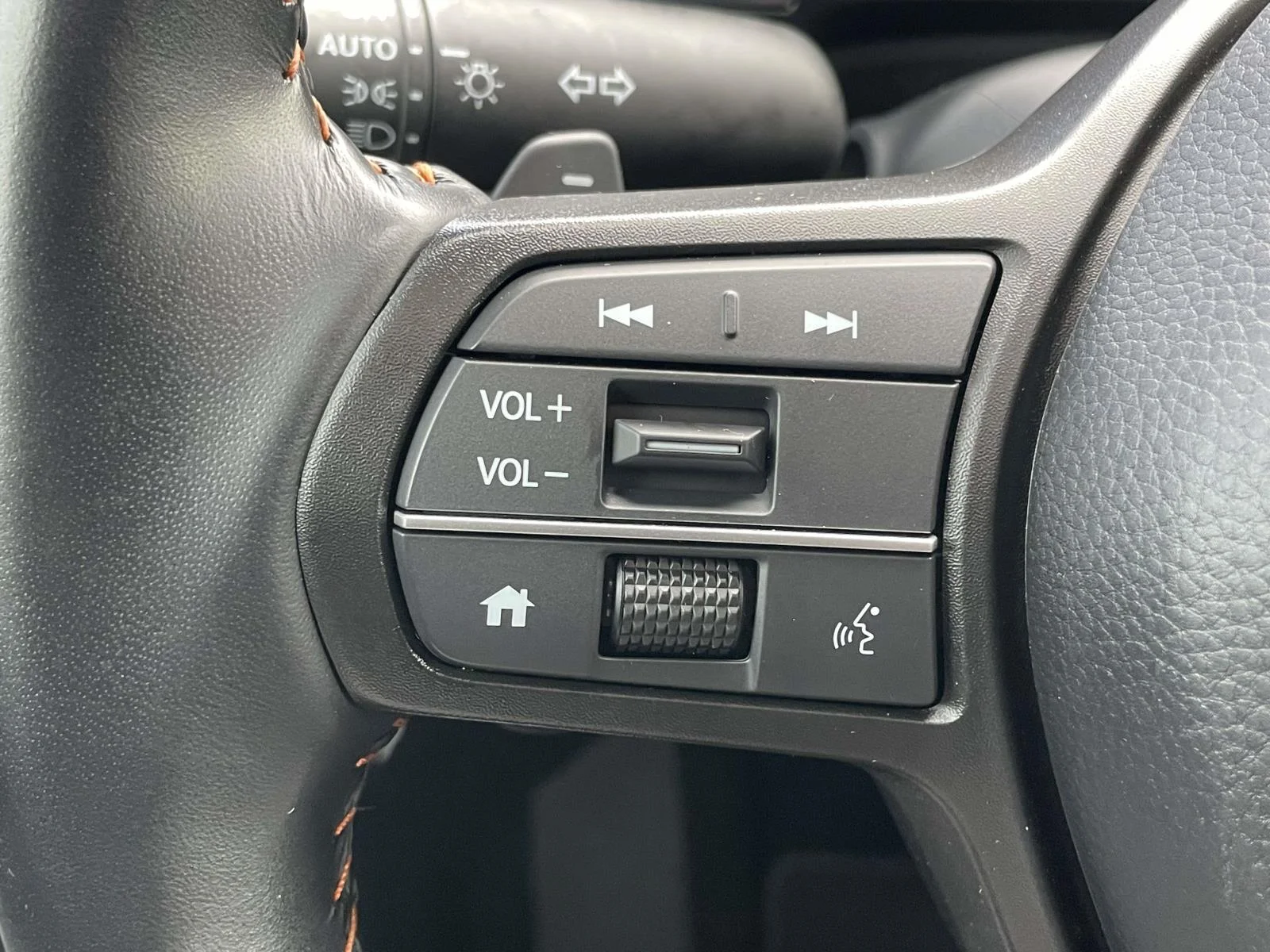 Used 2025  Honda Sport-L image 10