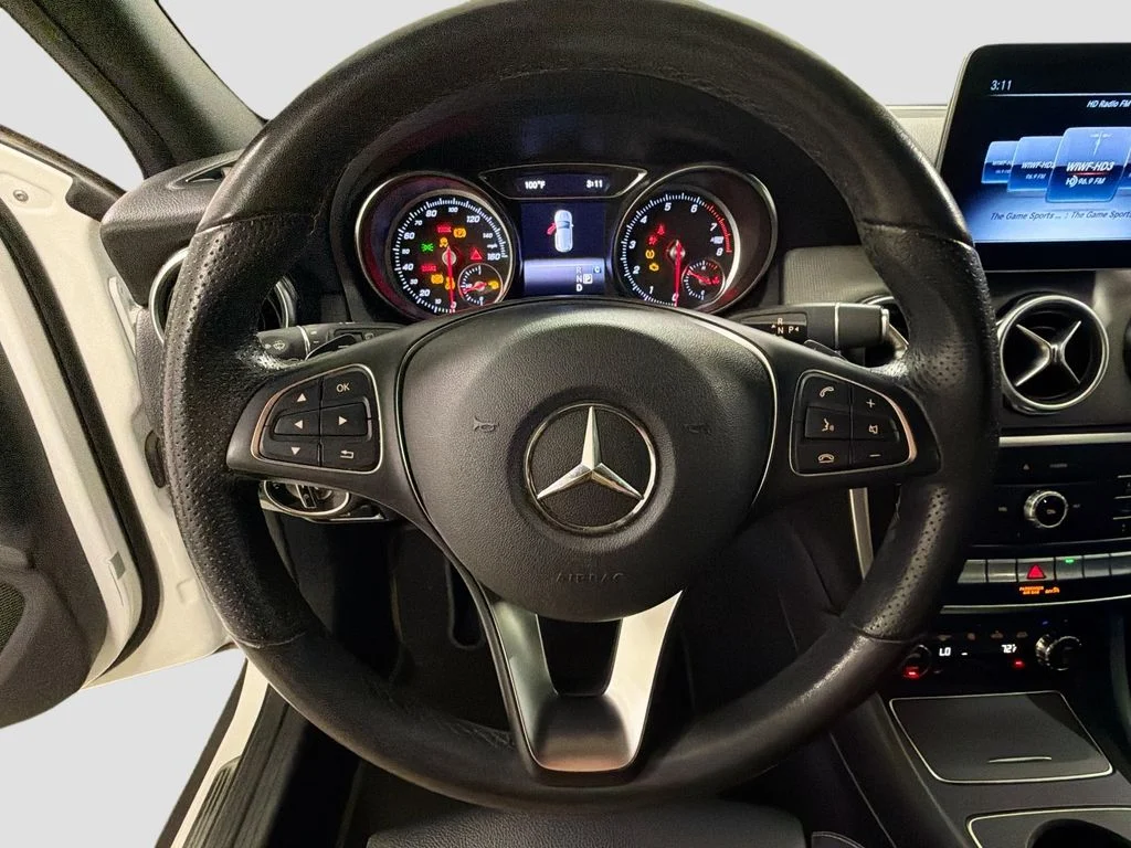 Certified Used 2020 Polar White Mercedes-Benz GLA 250 image 12