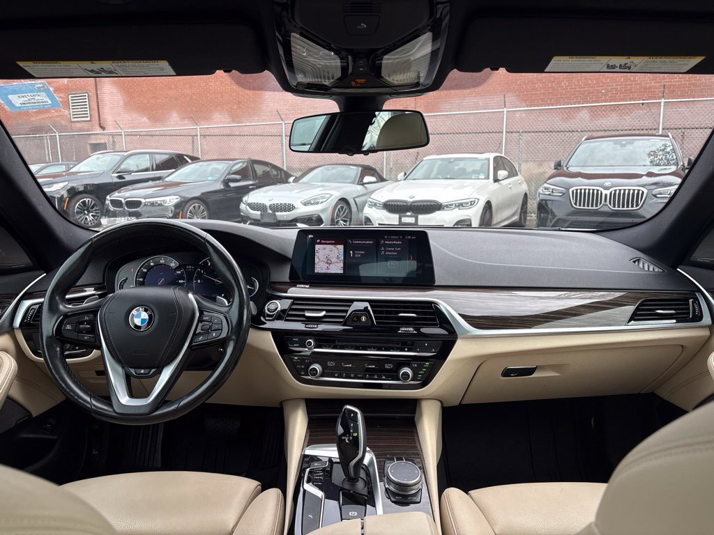 Used 2019 Black BMW 540i xDrive image 11