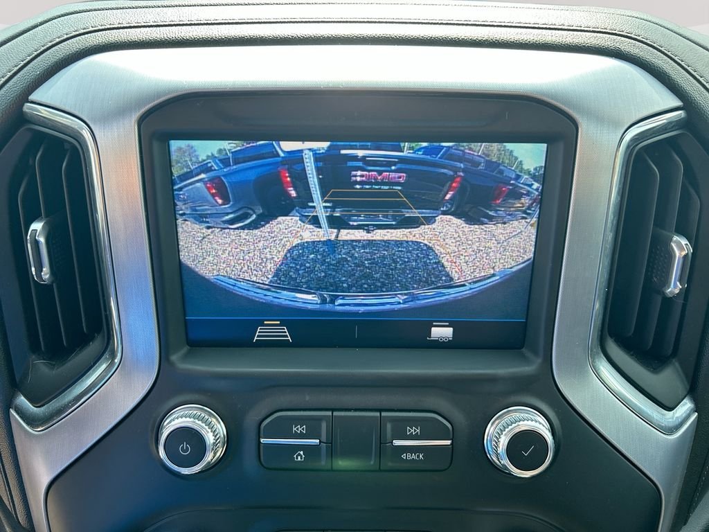 Used 2022 White GMC Elevation image 14