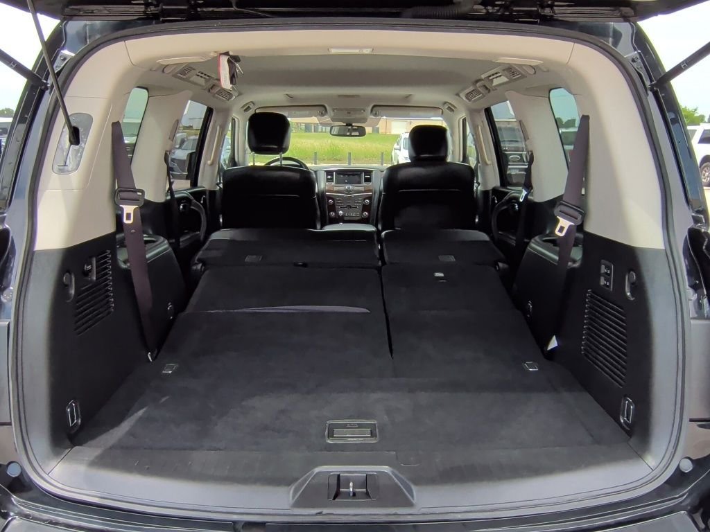 Used 2019 Super Black Nissan SL image 46