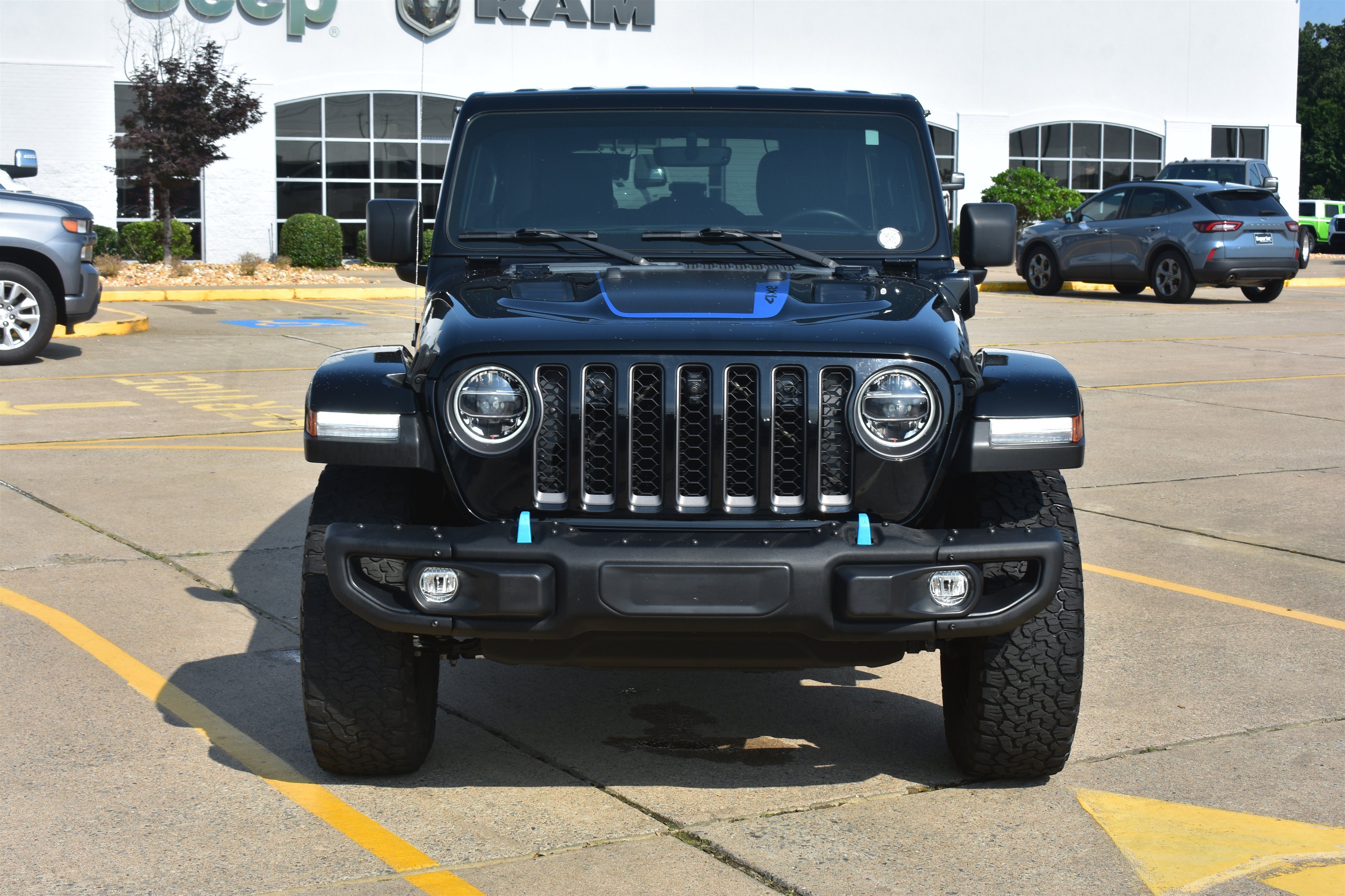 Used 2022 Black Clearcoat Jeep Unlimited Rubicon image 2