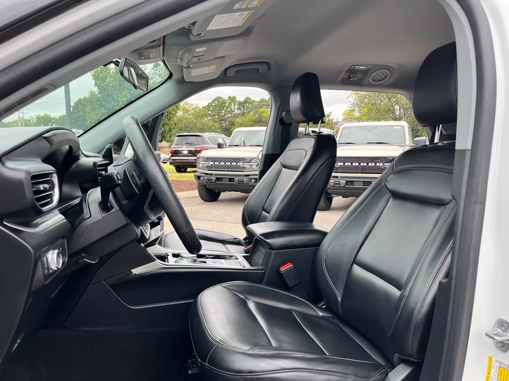 Used 2021 White Ford XLT image 19