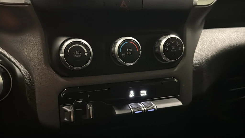 Used 2019 White Ram Big Horn image 22