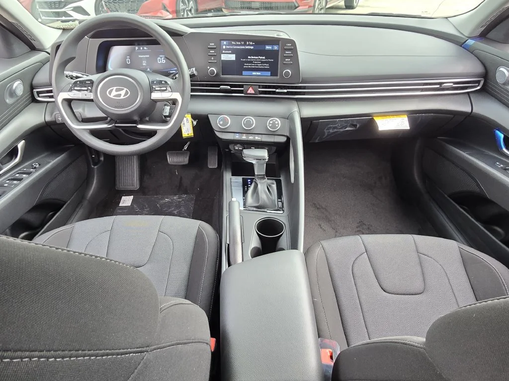 New 2026 Gray Hyundai SE image 7