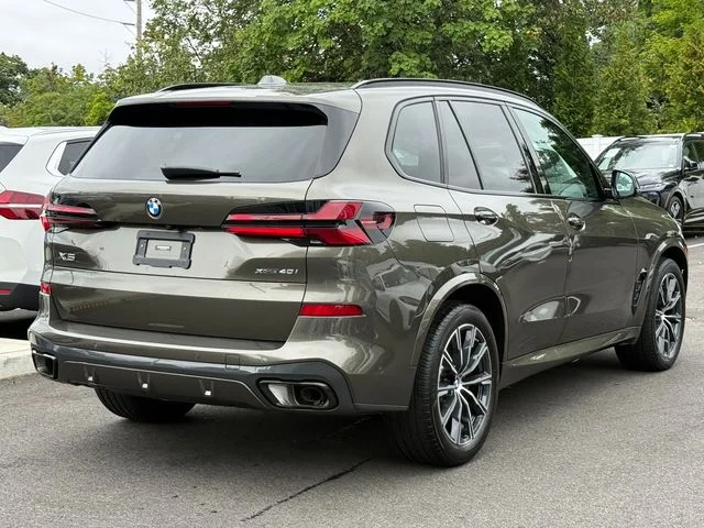 Certified Used 2024 Manhattan Green Metallic BMW xDrive40i image 4