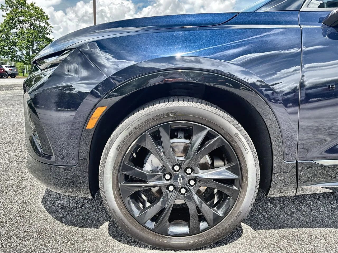 Used 2020 MIDNIGHT BLUE METALLIC Chevrolet RS image 28